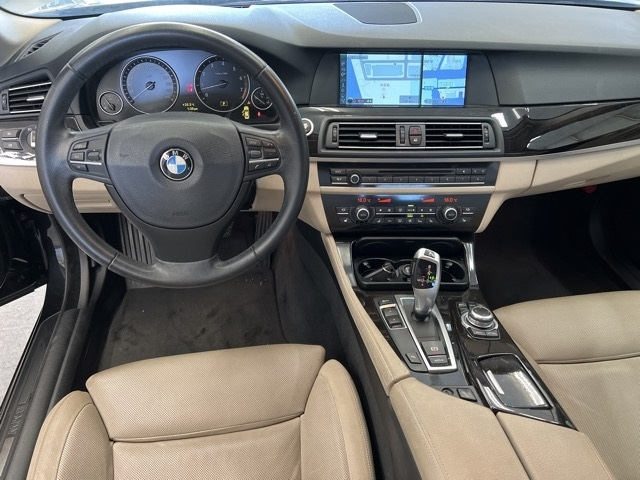 BMW 5 SERIES 2010