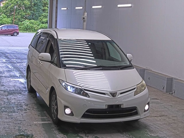 TOYOTA ESTIMA 2009