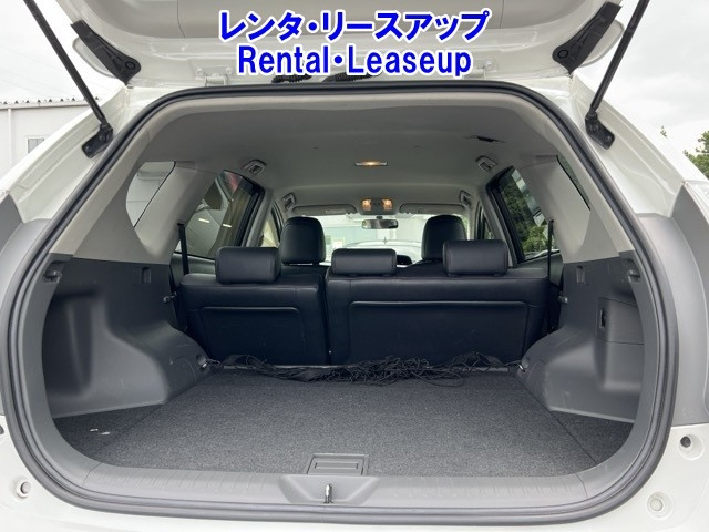 TOYOTA PRIUS ALPHA 2014