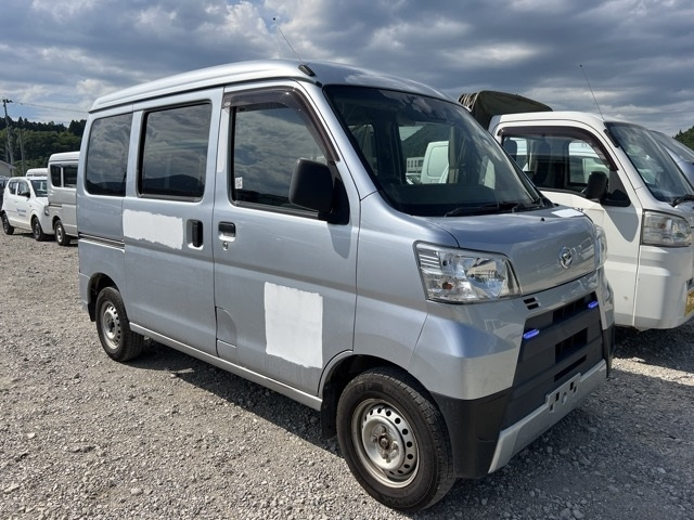 DAIHATSU HIJET VAN 2019