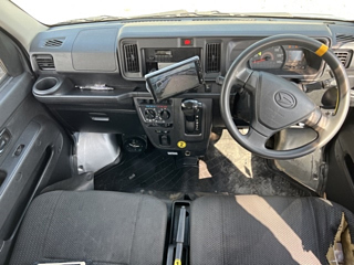 DAIHATSU HIJET VAN 2019