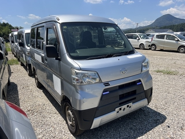 DAIHATSU HIJET VAN 2019