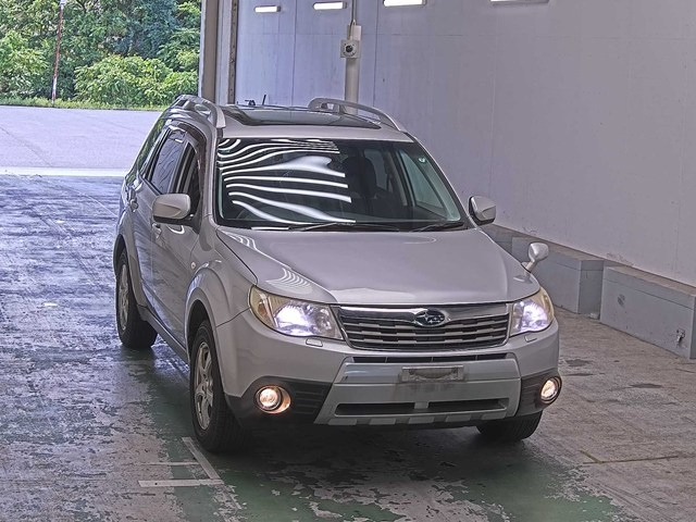 SUBARU FORESTER 2011