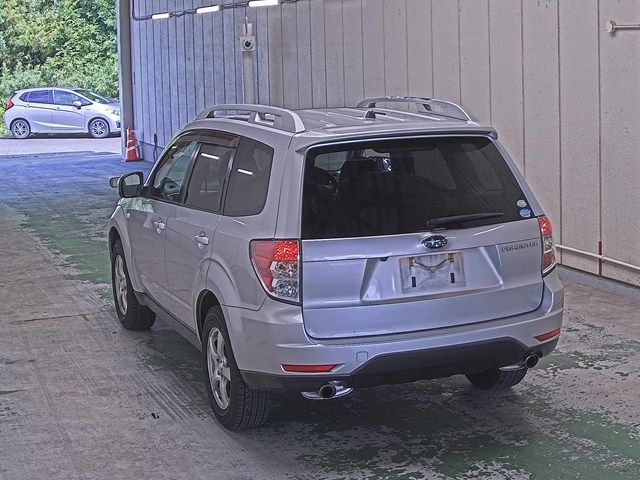 SUBARU FORESTER 2011