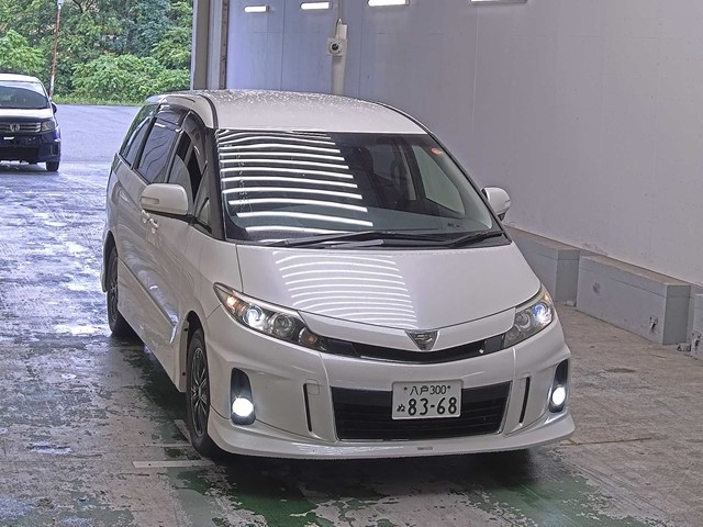 TOYOTA ESTIMA 2016