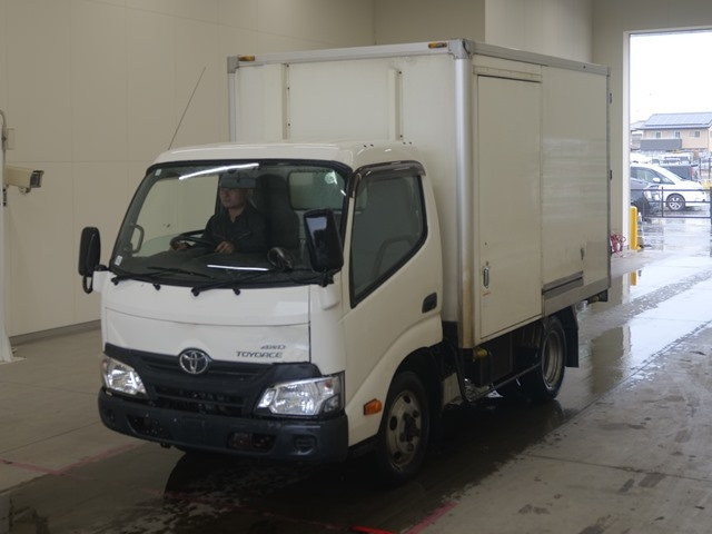 TOYOTA TOYOACE 2019