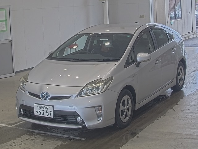 TOYOTA PRIUS 2014