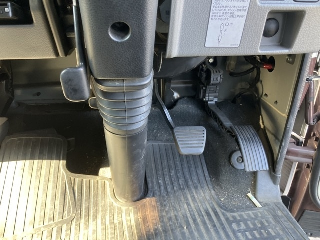 MITSUBISHI CANTER 2018