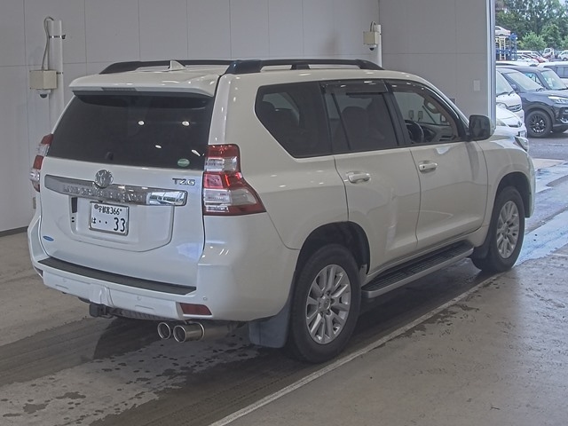 TOYOTA LAND CRUISER PRADO 2015