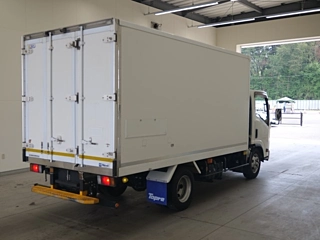 ISUZU ELF 2019