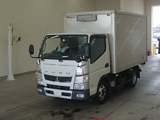 MITSUBISHI CANTER 2015
