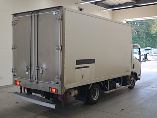 ISUZU ELF 2008