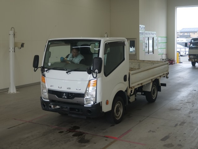 MITSUBISHI CANTER 2014