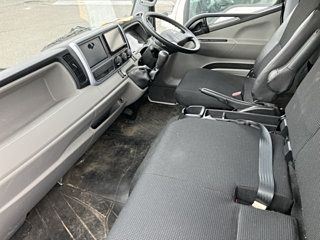 MITSUBISHI CANTER 2016