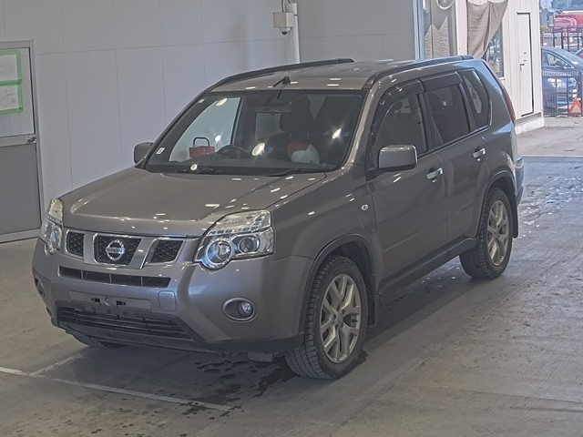 NISSAN X-TRAIL 2013