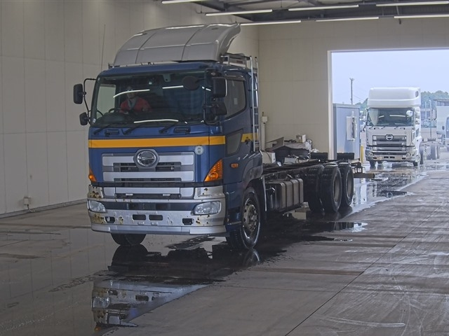 HINO TRUCK 2014
