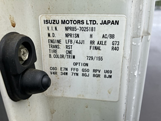 ISUZU ELF 2011