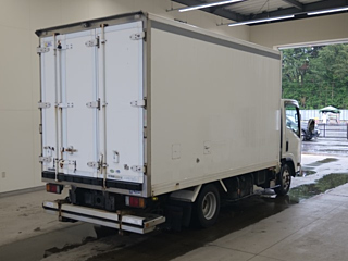 ISUZU ELF 2011