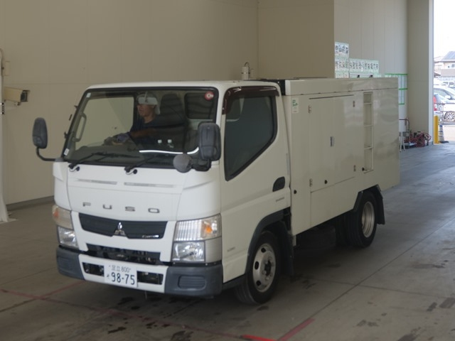 MITSUBISHI CANTER 2015