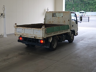 ISUZU ELF 2011