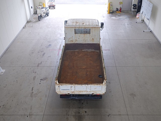 ISUZU ELF 2011