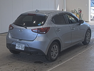 MAZDA DEMIO 2017