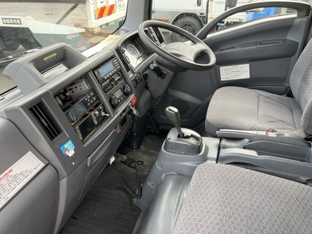 ISUZU ELF 2019