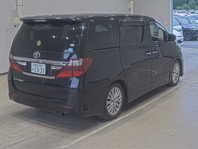 TOYOTA ALPHARD 2012