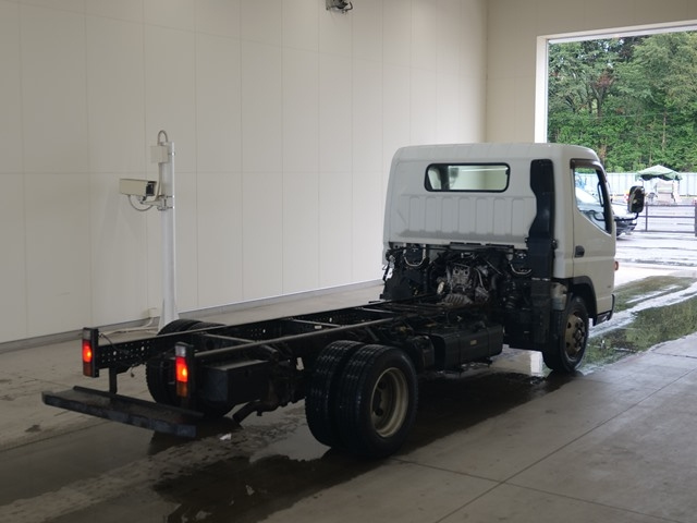 MITSUBISHI CANTER 2013