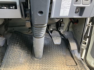 MITSUBISHI CANTER 2012