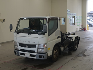 MITSUBISHI CANTER 2011