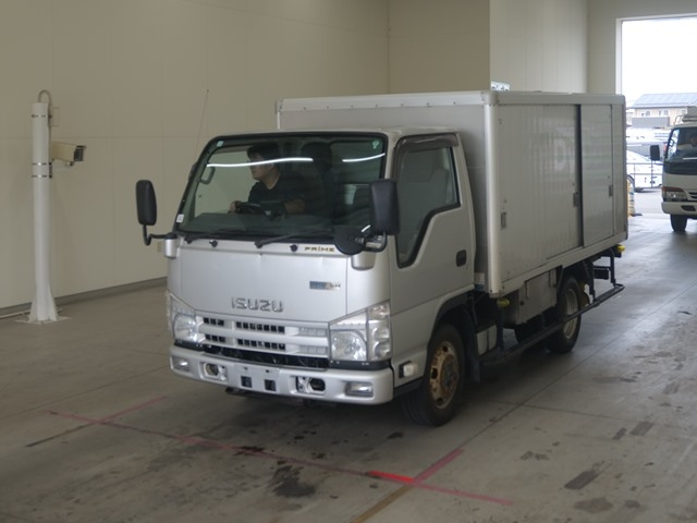 ISUZU ELF 2014