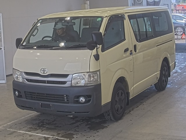 TOYOTA HIACE VAN 2008