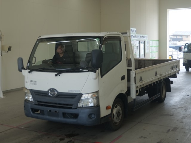 HINO DUTRO 2012