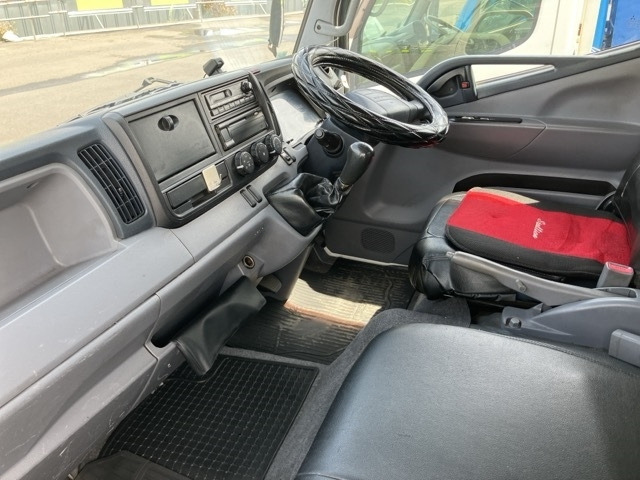 MITSUBISHI CANTER 2012