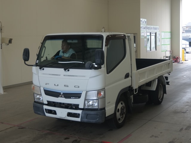 MITSUBISHI CANTER 2016