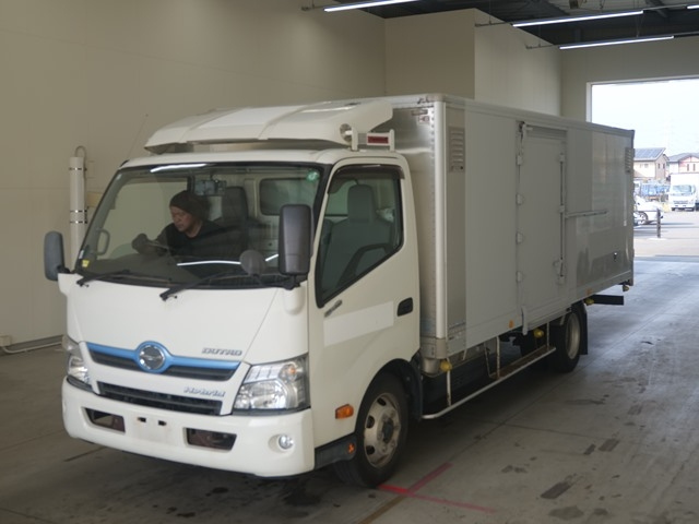 HINO DUTRO 2016