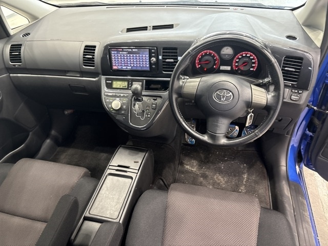 TOYOTA WISH 2008