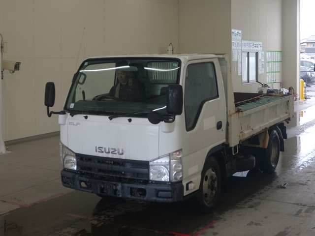 ISUZU ELF 2013