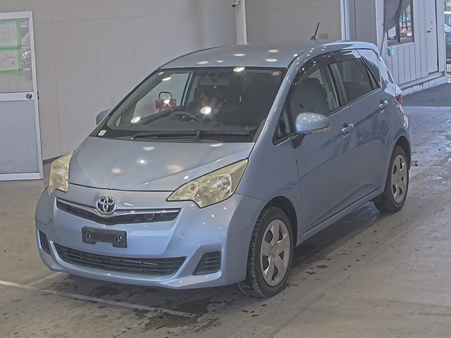 TOYOTA RACTIS 2010