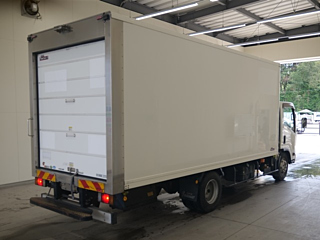 ISUZU ELF 2015