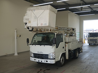 ISUZU ELF 2008