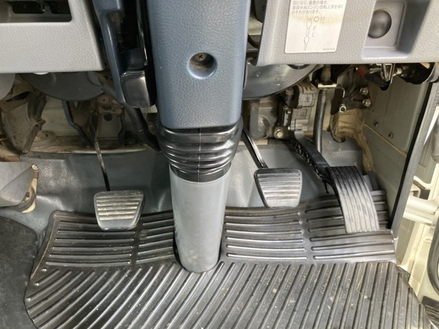 MITSUBISHI CANTER 2014