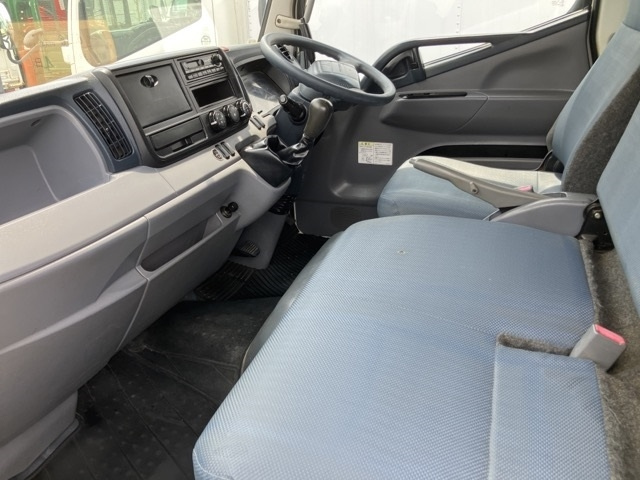 MITSUBISHI CANTER 2014