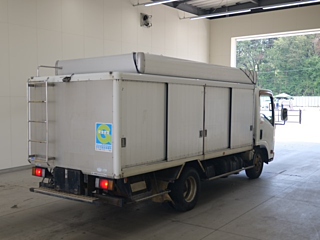 ISUZU ELF 2011