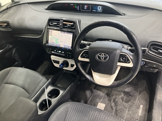TOYOTA PRIUS 2016
