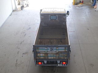 ISUZU ELF 2011
