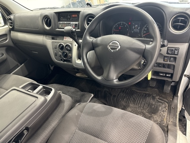 NISSAN CARAVAN VAN 2019