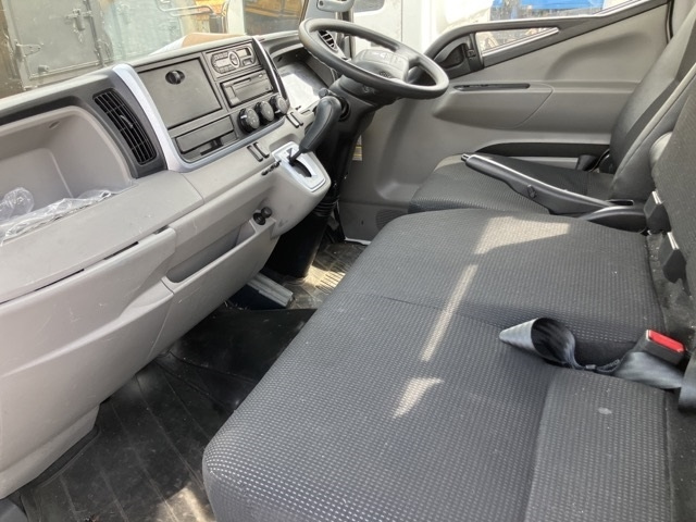 MITSUBISHI CANTER 2016