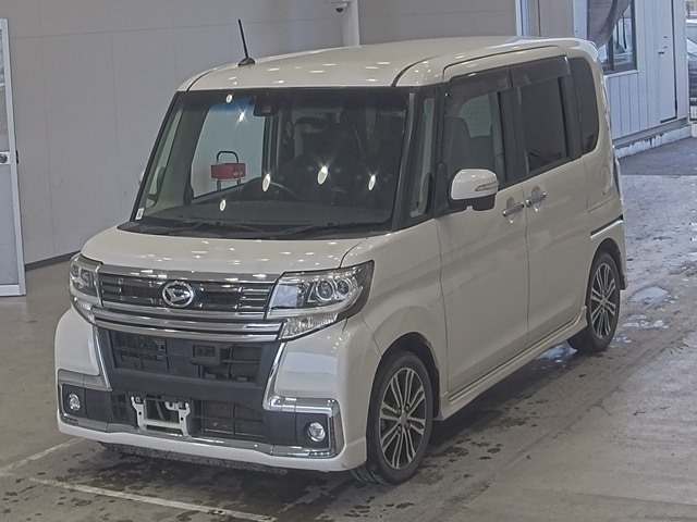 DAIHATSU TANTO 2016